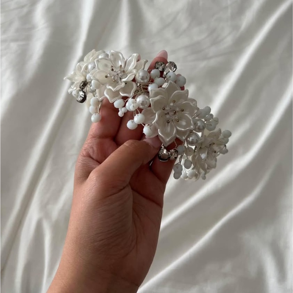 Bridal headpiece